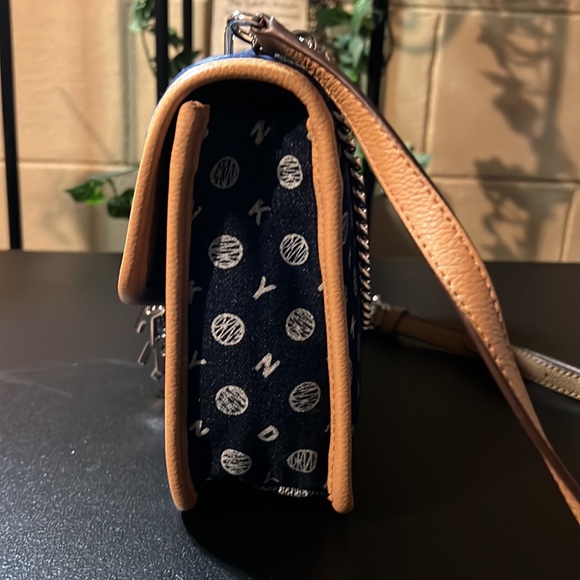 DKNY denim look logo cross body - Picture 9 of 9